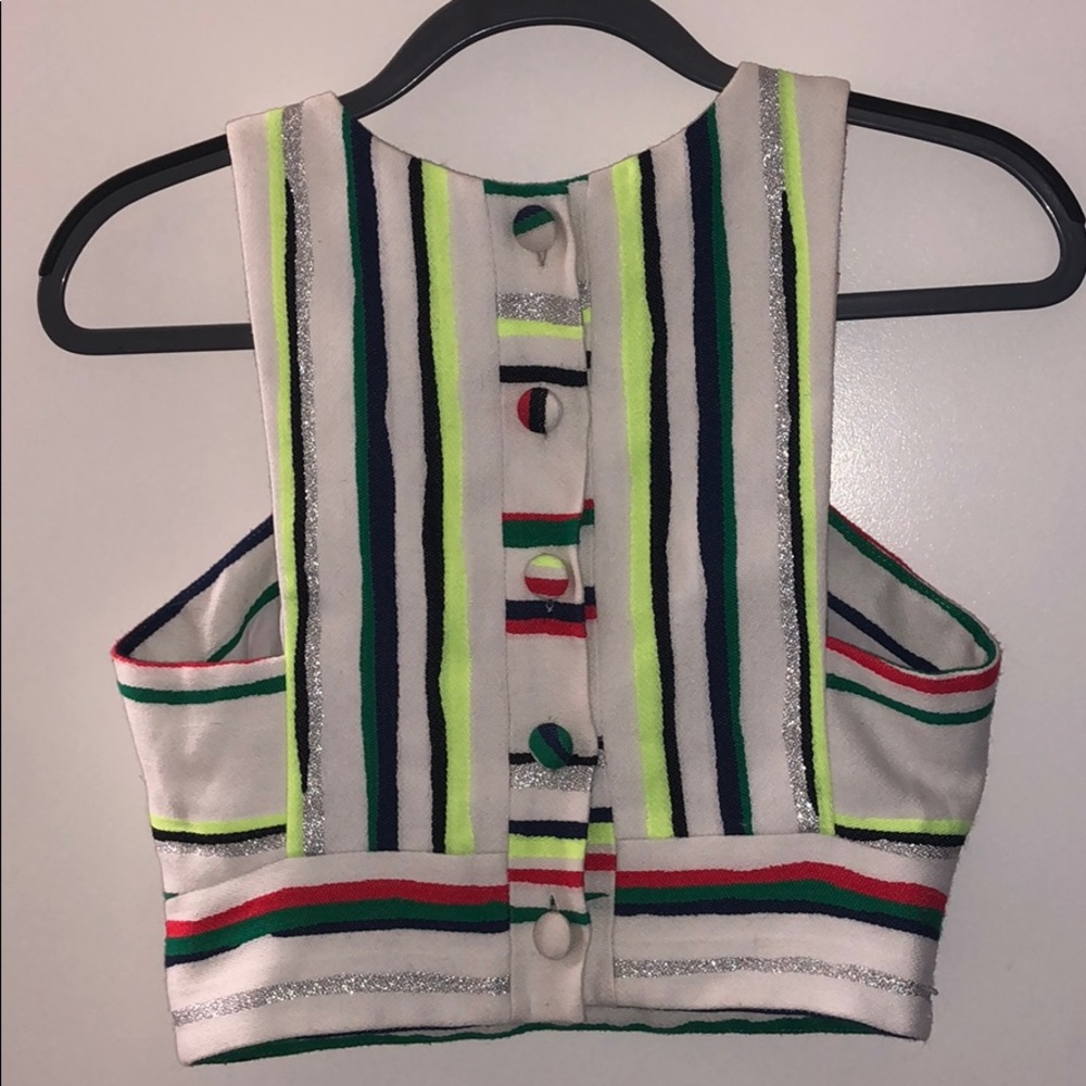 Milly Button Back Cropped Shell - Picture 2 of 6